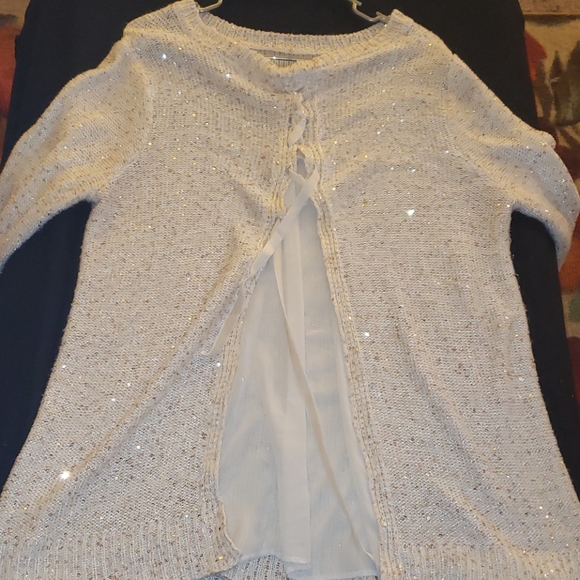 Clothes - Picture 2 of 2